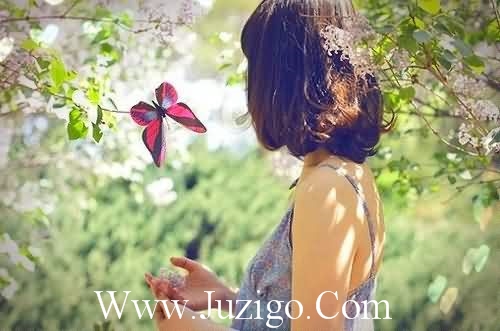 国庆节已到眼前,愿你假期里玩的开心(国庆节小短句)