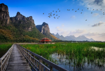 ​热爱祖国的诗句有哪些（热爱祖国赞美祖国的诗）