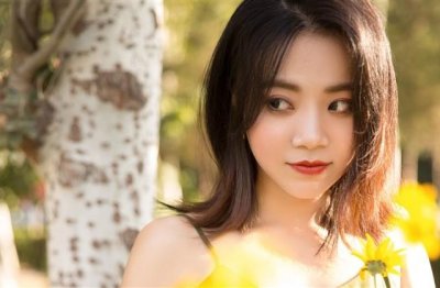 ​追剧发圈的说说