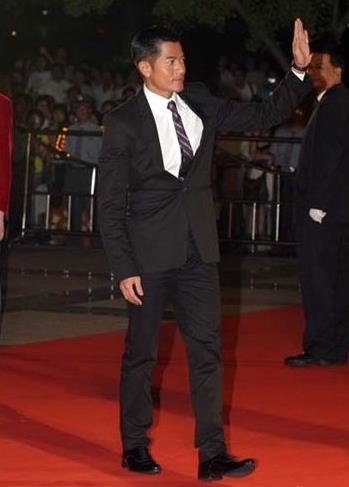 明星难以启齿的生理缺陷 李小龙独蛋致早死 陈奕迅仅剩一颗蛋