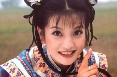 ​赵薇被封的真正原因！亲日辱华、操纵股市，报应只恨晚到20年