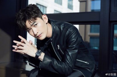 ​张翰兰蔻第二代小黑瓶代言写真