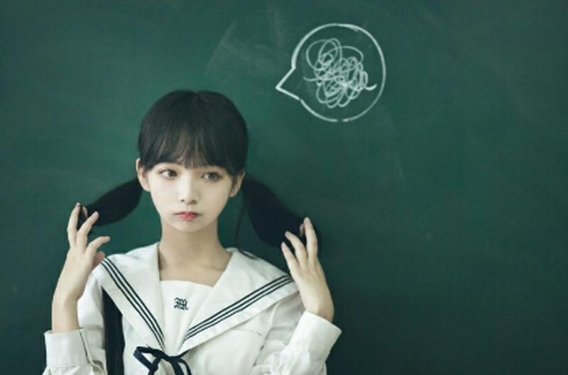 同学情短句八个字(同学聚会经典句子100句)