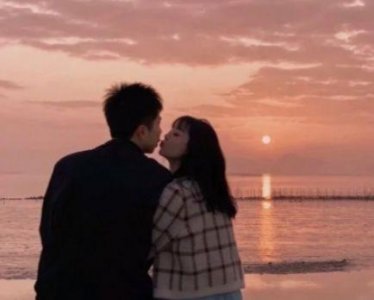 ​很甜很撩的短句子情话汇编30句