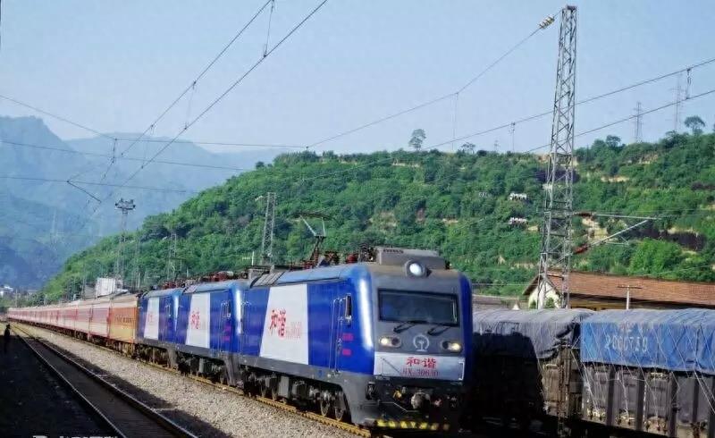 火车机车之“和谐”系列电力机车:新一代交流传动货(客)运机车