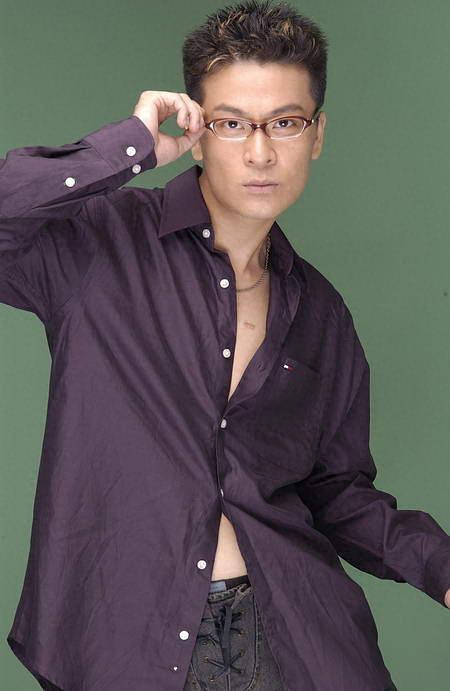 内地著名演员于毅