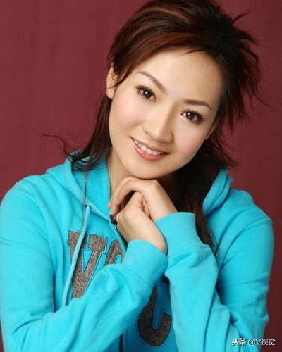 牛莉,张龄心,马小晶,张倩如,李佳璇 等主演《麻辣芳邻》