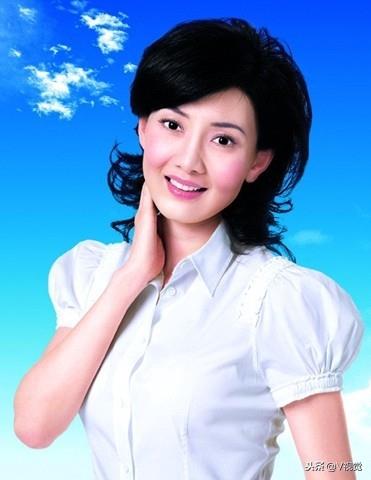 牛莉,张龄心,马小晶,张倩如,李佳璇 等主演《麻辣芳邻》