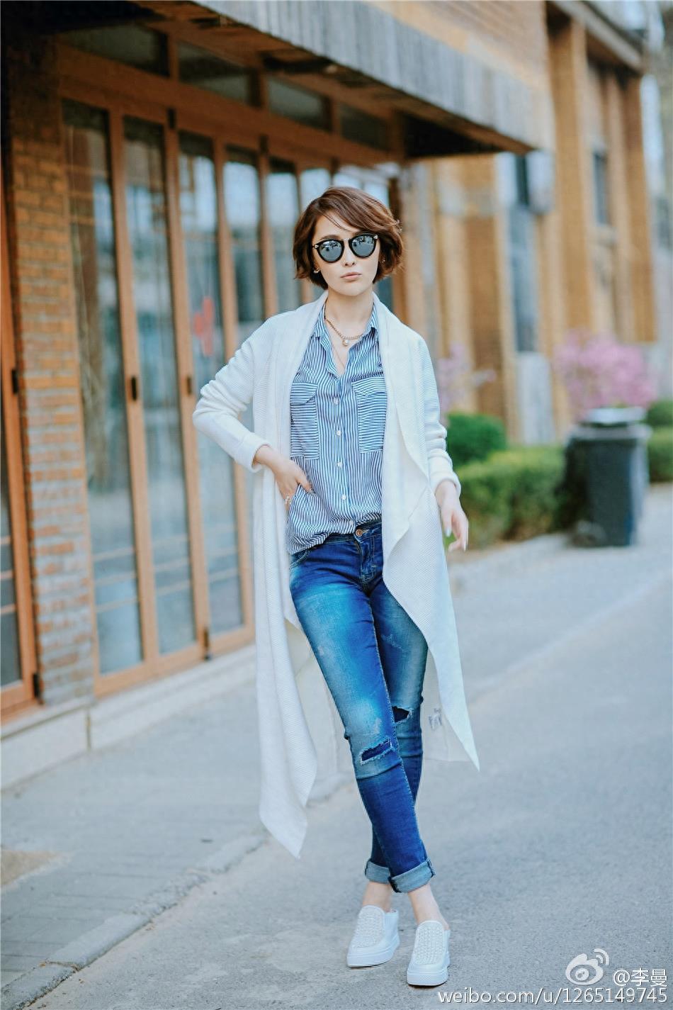 李曼,《满城尽带黄金甲》里的小婵,戏外的她穿衣搭配起来好漂亮