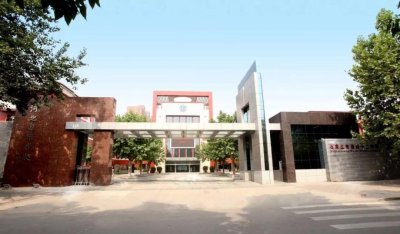 ​高考升学率优秀：石家庄四十二中深入解读