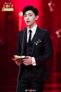 ​《国剧盛典》完整版获奖名单出炉，他获颁国剧终身成就奖实至名归