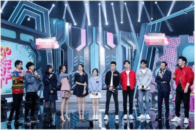 ​继冯提莫之后，吃鸡主播蓝战非即将做客《天天向上》