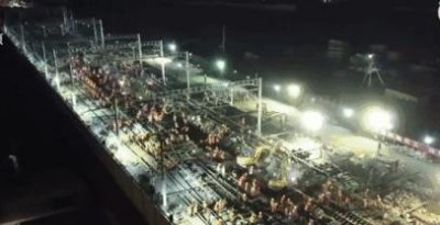 ​中国速度—9小时完成火车站改造