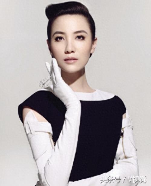 《建军大业》中的女演员 关晓彤在《建军大业》中饰邓颖超