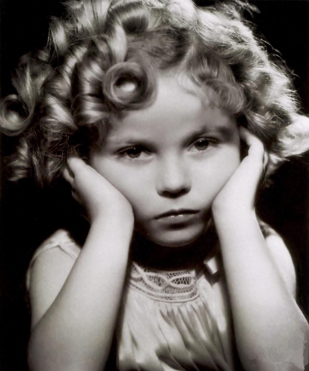 秀兰·邓波儿：这一组一定没看过的照片，令你开始追忆