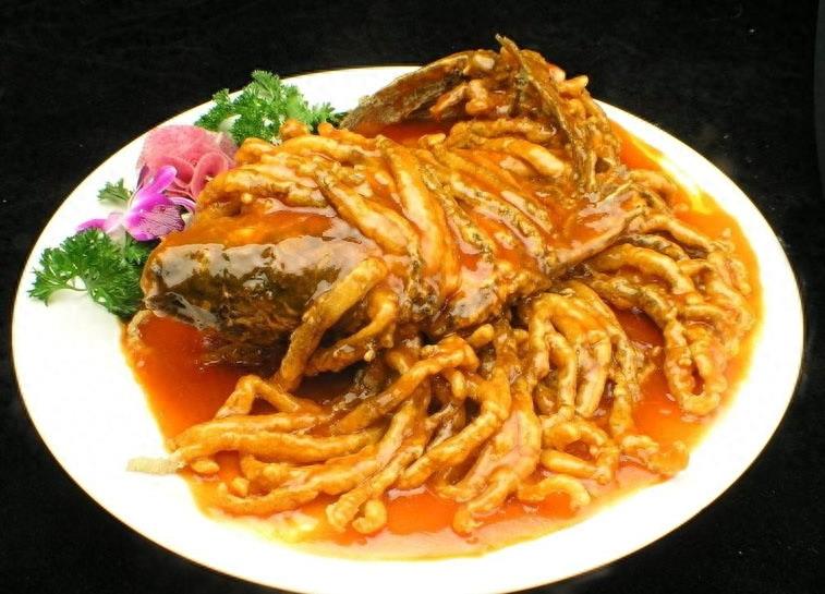 金毛狮子鱼——豫北名菜,色泽金黄,酸甜适口,春节不可多得的菜