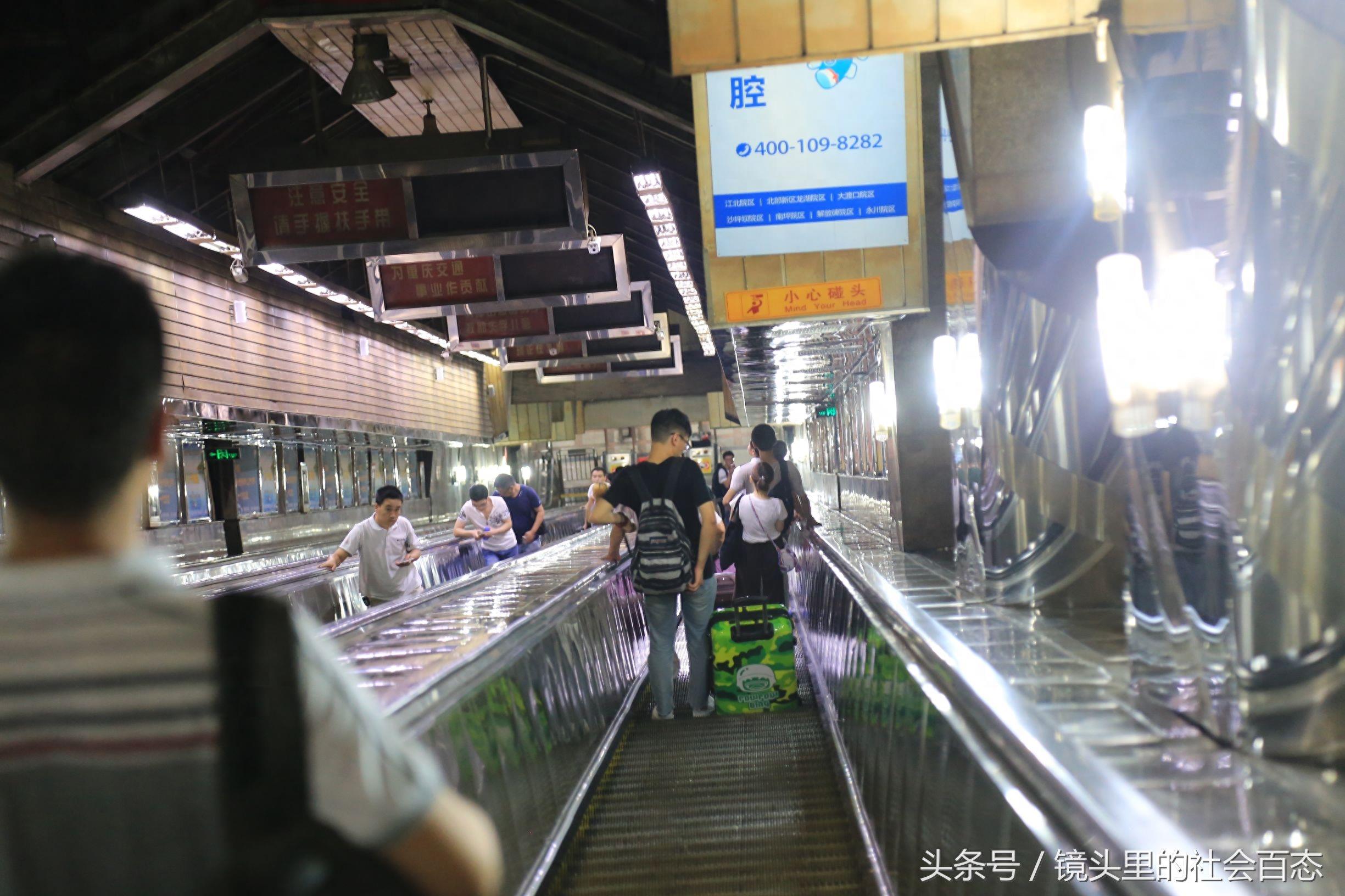 每台每小时能运输1.35万人，重庆这亚洲第二长电梯不简单