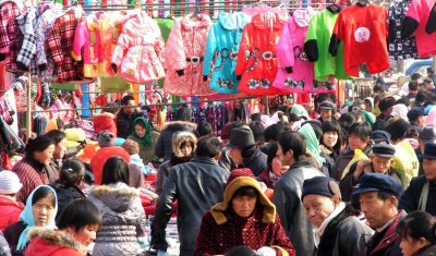 ​KTV包间1999，宾馆500，荆州农村消费为何比城市高？