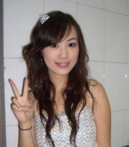 ​爆料!马蓉母亲长相漂亮牌瘾大 父亲是银行大堂经理