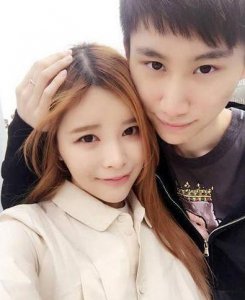 ​UZI谈婚论嫁？奥米米称妈妈嫌弃UZI太胖，网友：甜死我了！