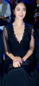 ​左小青高清写真壁纸图集，风姿绰约，强势吸睛