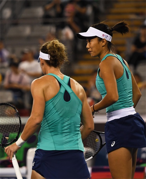 网球——中网：斯托瑟/张帅晋级