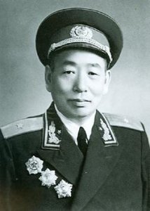 ​先遣军将军——乔信明