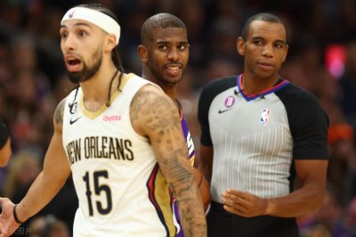 ​防守保罗一战成名，鹈鹕老六阿尔瓦拉多偷球的逆袭之路，太独特