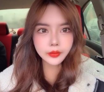 ​韩安冉离婚43天后交新男友，已见对方家长，还掌握男方经济大权