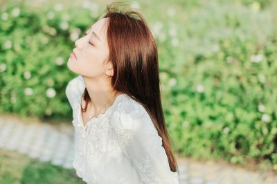 ​事业型男人对待爱情（事业型男人真心爱上一个女人的表现）