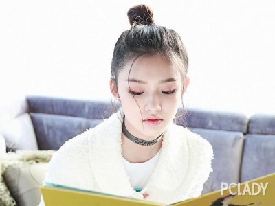 ​林允在综艺节目中玩起重机被吓哭，全程大喊妈妈