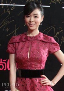 ​张静初床戏盘点 越拍越露骨【图】