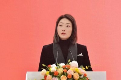 ​全面接手娃哈哈一周，宗馥莉遭遇员工集体诉讼维权？娃哈哈紧急发声明