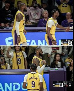 ​见证历史！詹姆斯父子正式同台亮相