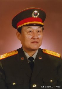 ​李来柱：88年中将,94年上将，原北京军区司令员