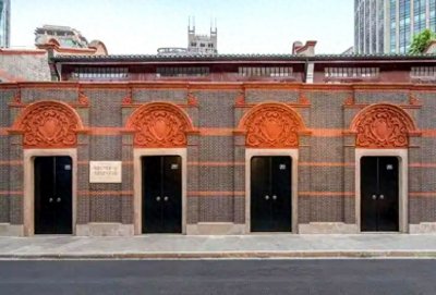 ​上海的中共一大会址，被一家面粉店占用了20多年