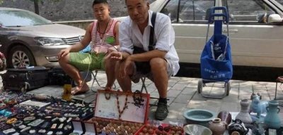 ​北京夜市：文化传承还是城市疯狂的另一面？