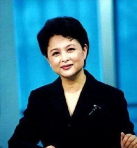 ​央视名嘴肖晓玲:璀璨星途与遗憾谢幕！