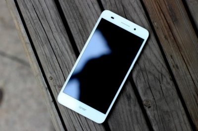 ​入门机型中的“颜值之王”荣耀畅玩5A真机评测