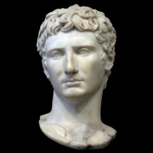 ​「冷知识」你知道八月的英语为什么是August吗