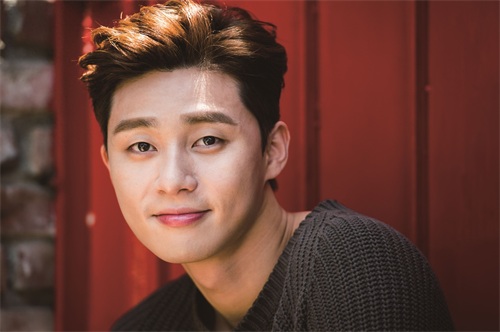 朴叙俊:集齐颜值和实力的演员,身材完美