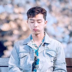 ​朴叙俊：集齐颜值和实力的演员，身材完美