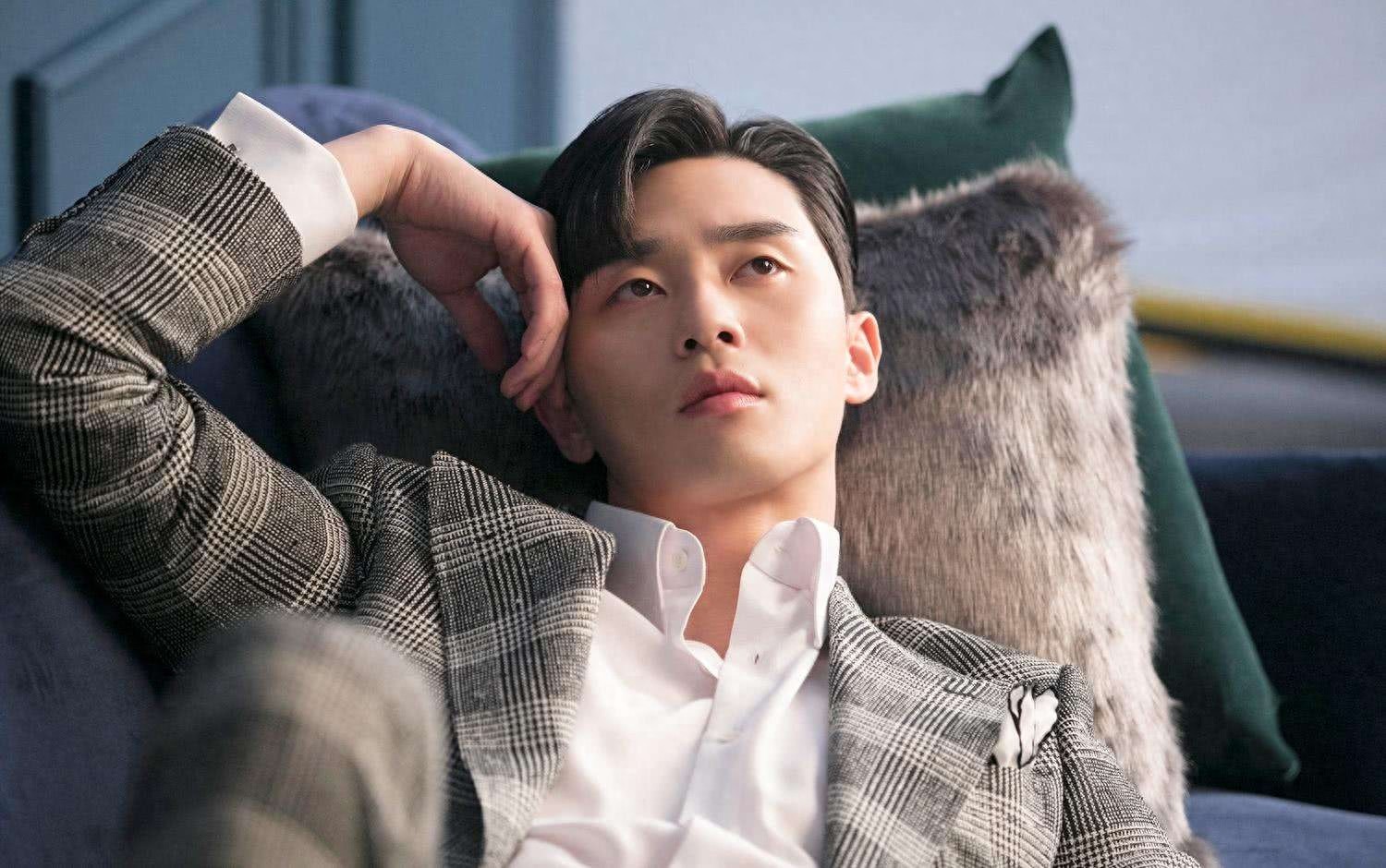 朴叙俊:集齐颜值和实力的演员,身材完美