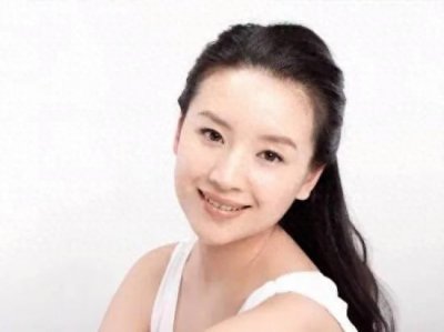 ​董洁从“清纯玉女”到“出轨欲女”，实在不值得同情