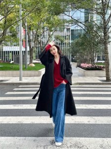 ​红色内搭过了年千万别收！配这些颜色外套更好看让日常穿搭更添彩