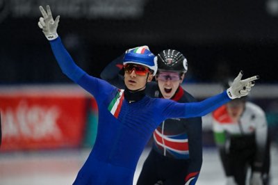 ​短道速滑欧锦赛：西格尔获得三项冠军 史上第二