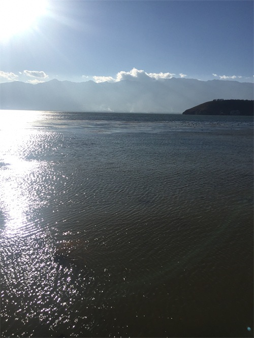 大理四景“风、花、雪、月”——洱海月