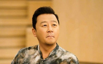 ​演员郭涛：娶小17岁重庆美女李燃，婚后生一儿一女，幸福美满