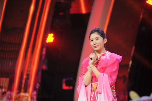 邓雪凤简历（邓雪凤出生被抛弃）(3)