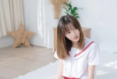 ​带遗憾符号的网名女孩